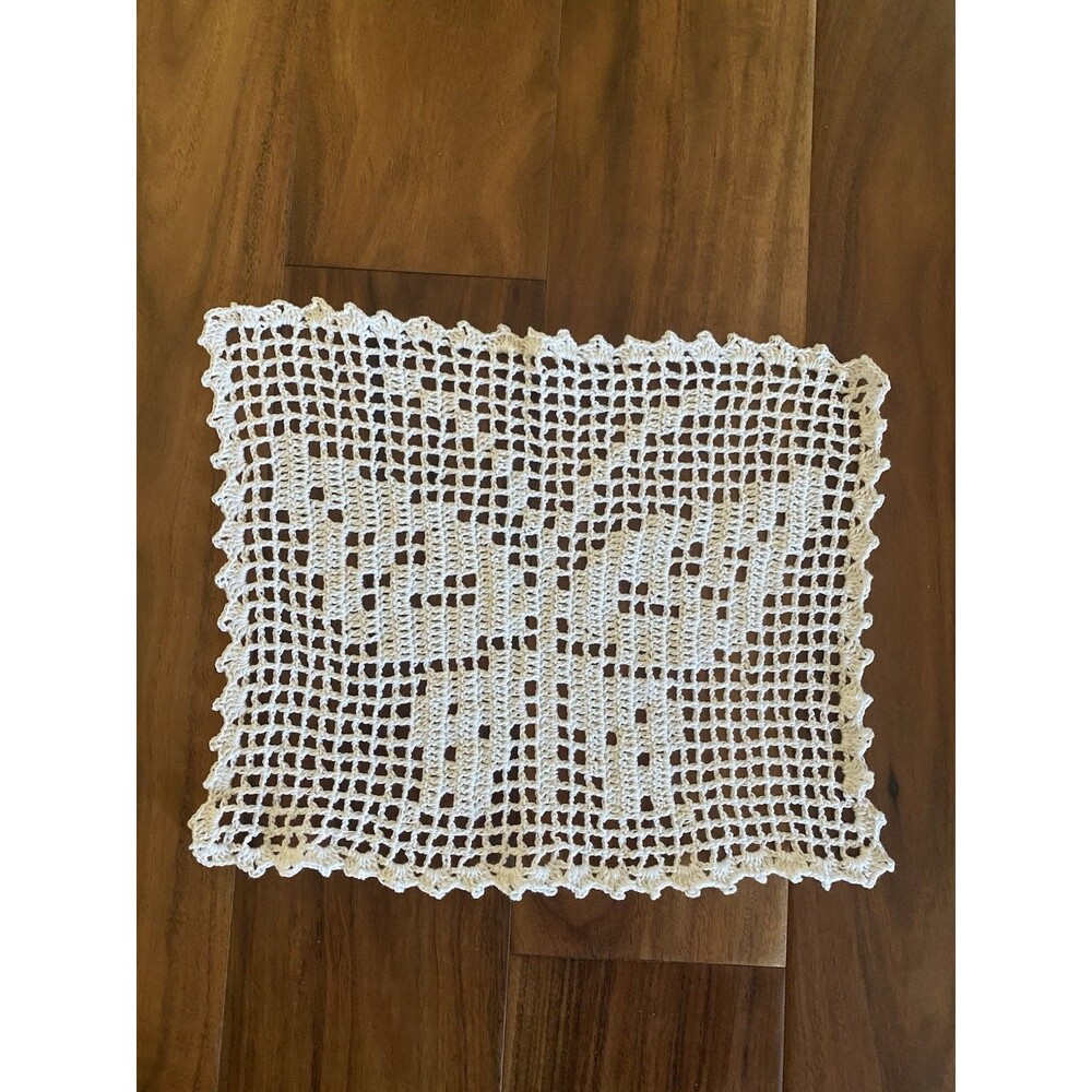 Vintage Handmade Crochet Ecru BUTTERFLY Filet Doily
